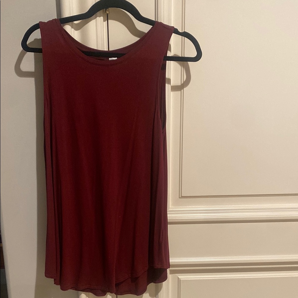Old Navy Red Sleeveless Relaxed Tank Top